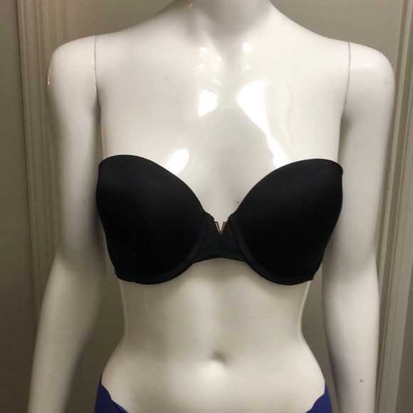 Victoria’s Secret Bra - Picture 1 of 5